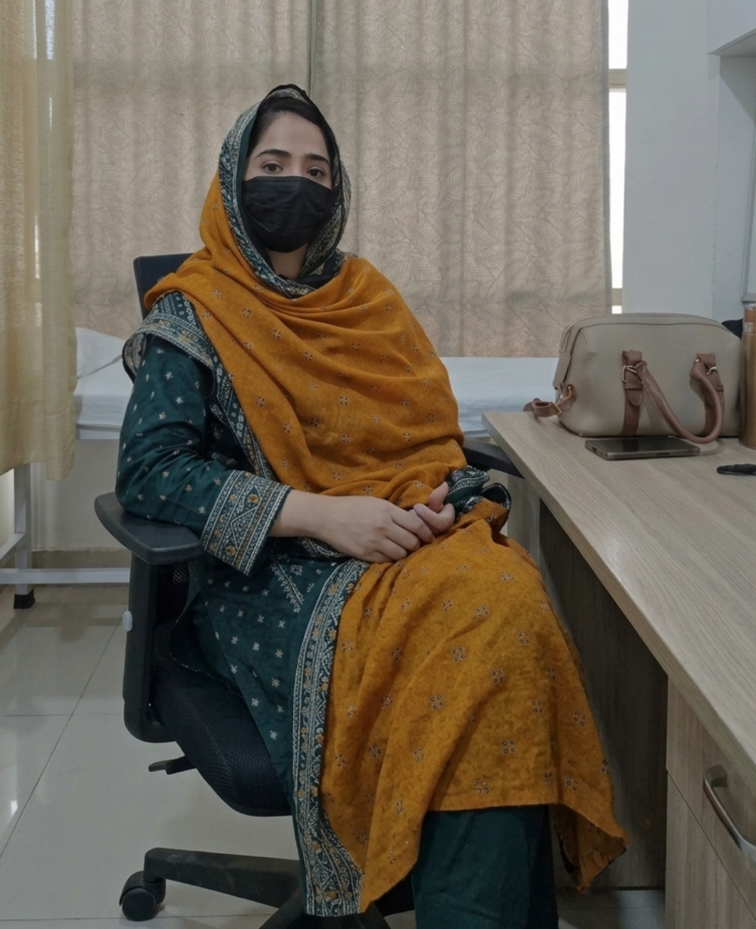 Dr. Amna Rashid — Senior Physiotherapist, OKCURES Islamabad